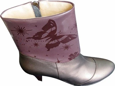 Laser engraving butterfly image on boots Laser engraving butterfly image on boots
